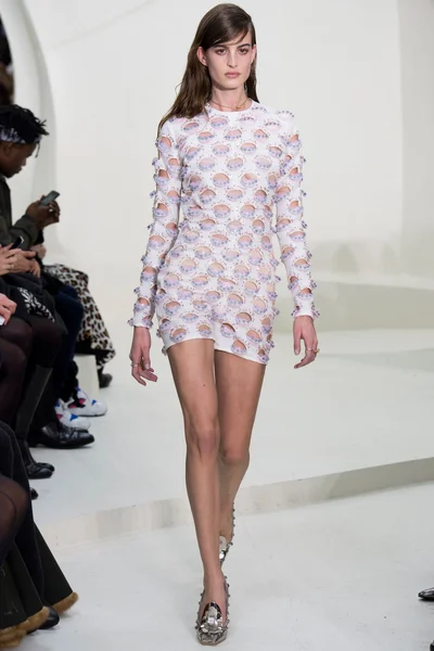 Look 34